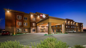 Отель Best Western Plus Desert Poppy Inn  Лэнкастер